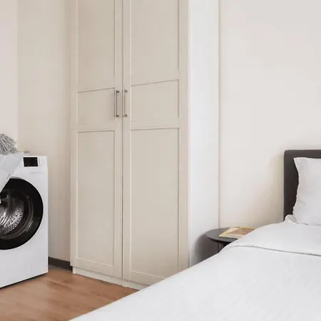 2br - Parking - - 1st Floor - Acs