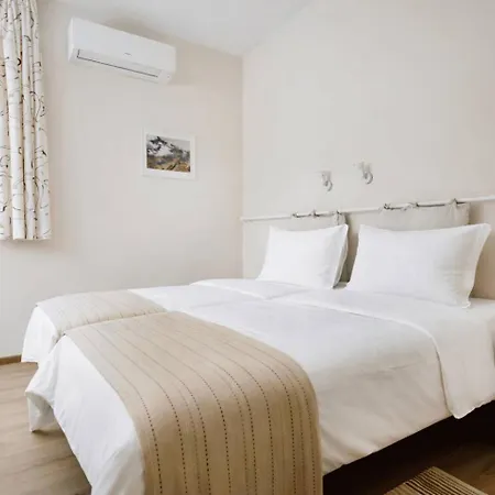 2br - Parking - - 1st Floor - Acs * Sofía