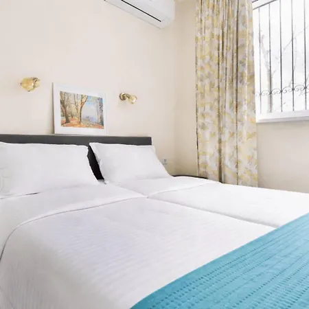 2br - Parking - - 1st Floor - Acs Szófia