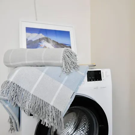 2br - Parking - - 1st Floor - Acs * Sofía