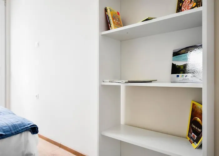 Appartement 2br - Parking - - 1st Floor - Acs