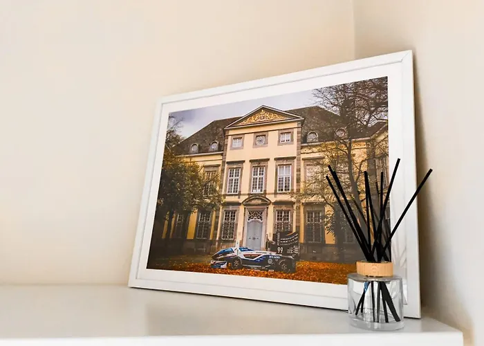 2br - Parking - - 1st Floor - Acs *