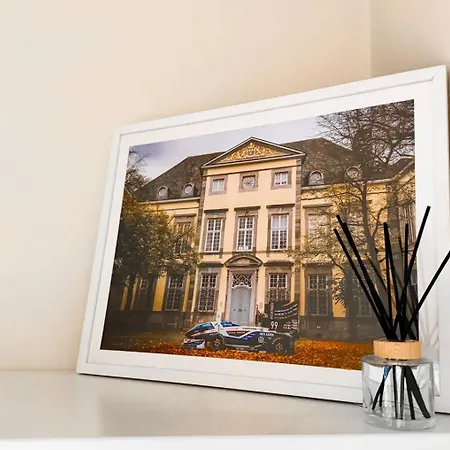 2br - Parking - - 1st Floor - Acs *